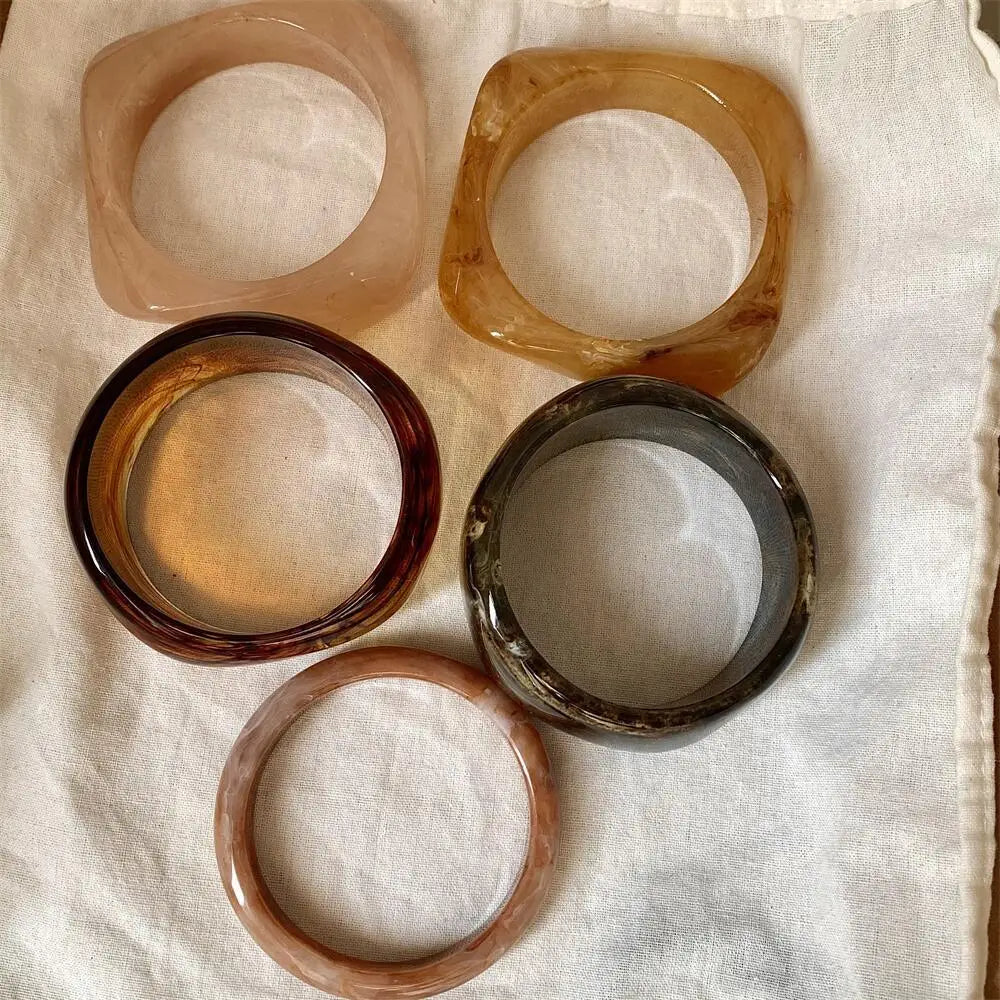 Wide Geometric Bangle Set