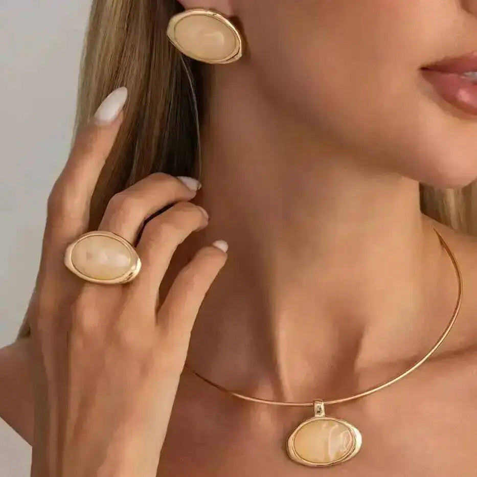 Vintage Acrylic Jewelry Set