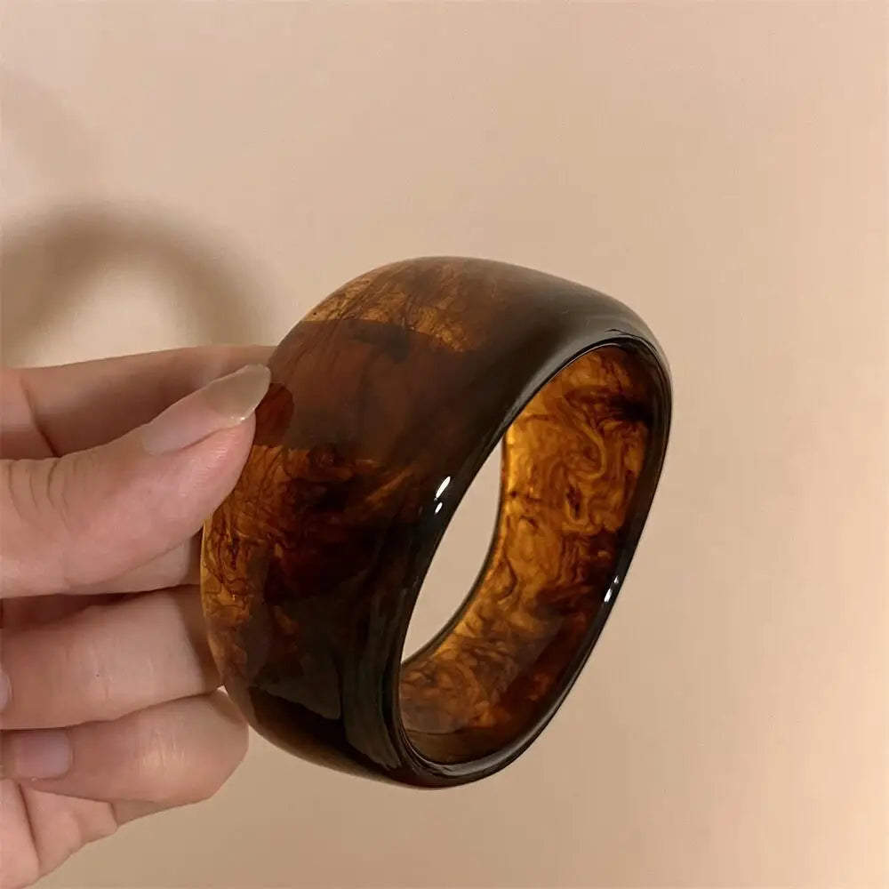 Wide Geometric Bangle Set